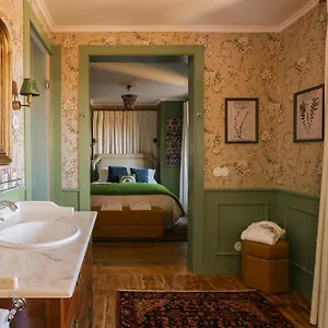 2* Pensión Rosegarden House - By Unlock